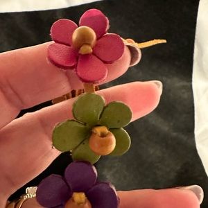 Bracelet Leather adjustable floral; new without tags